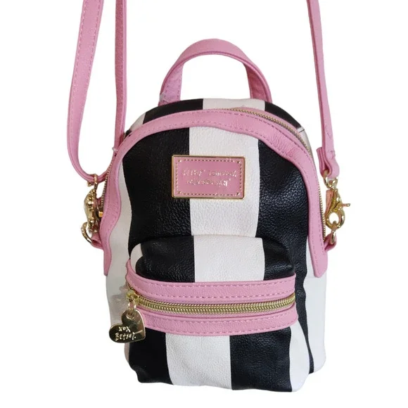 Betsey Johnson | Bags | Betsey Johnson Crossbody Mini  display picture 1